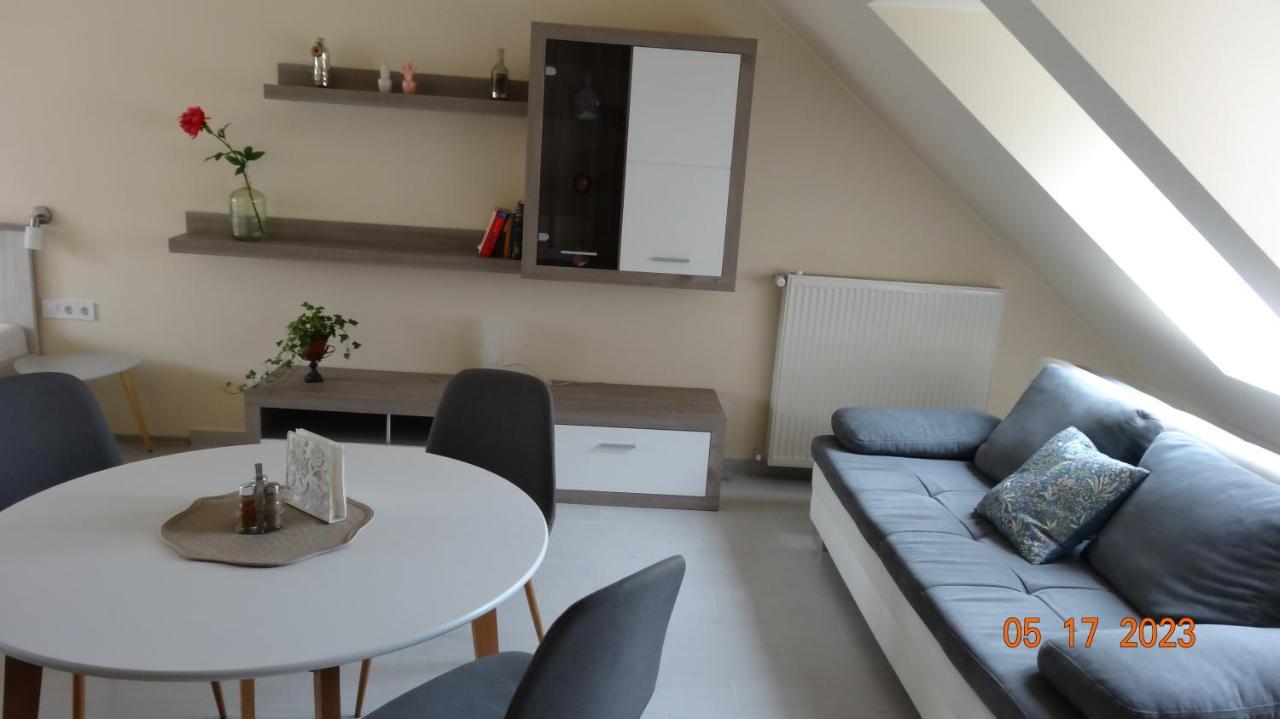 Gardencity Apartmanhaz Дьёр Экстерьер фото