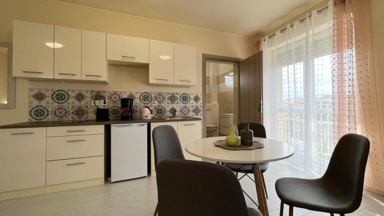 Gardencity Apartmanhaz Дьёр Экстерьер фото
