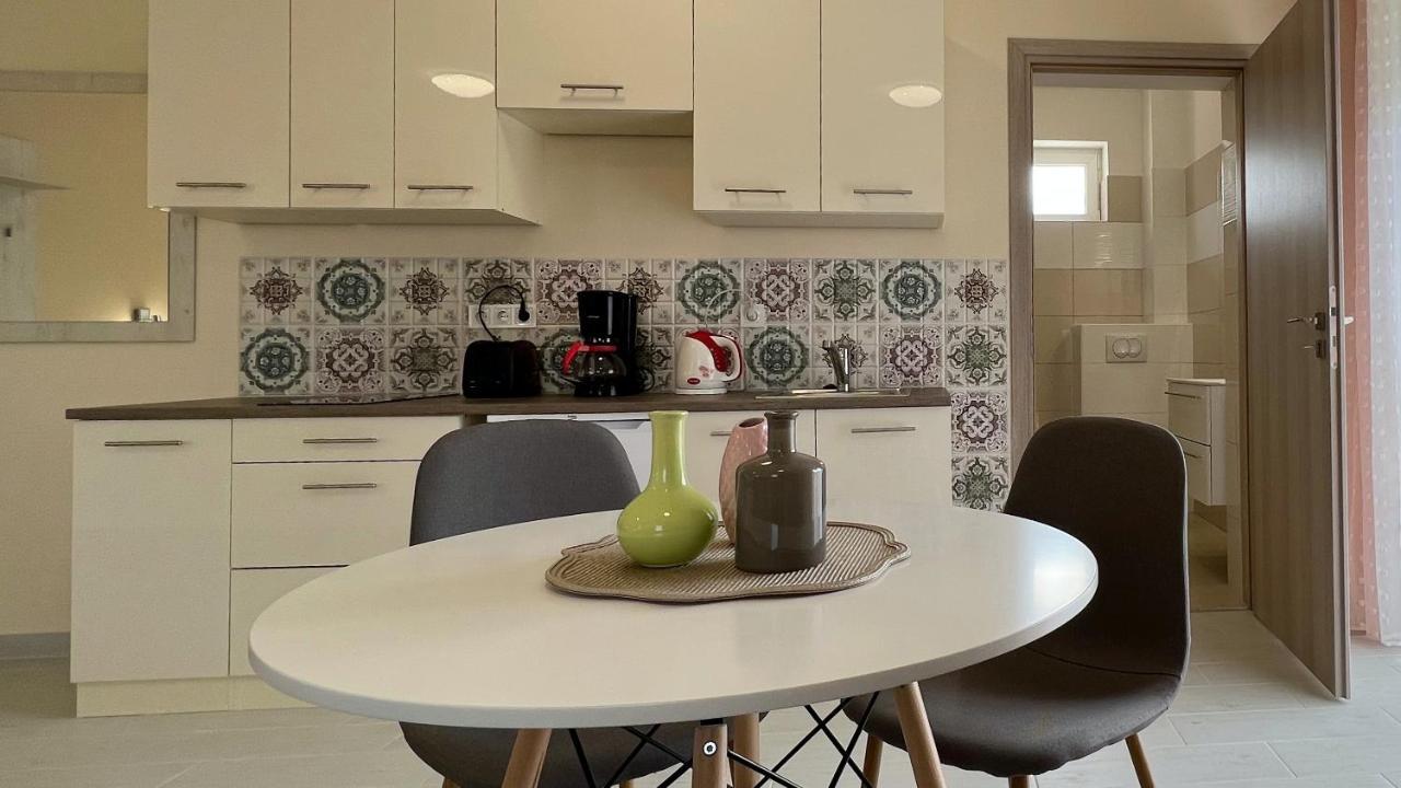 Gardencity Apartmanhaz Дьёр Экстерьер фото